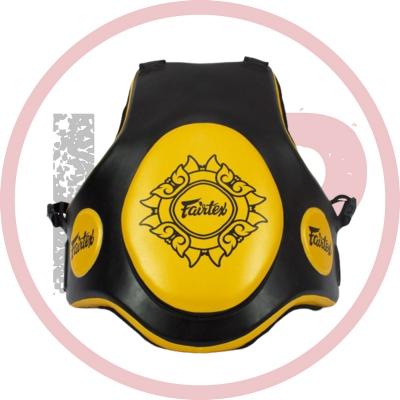 Усиленный Жилет Тренера FAIRTEX (Черный-Красный  Микрофибра)